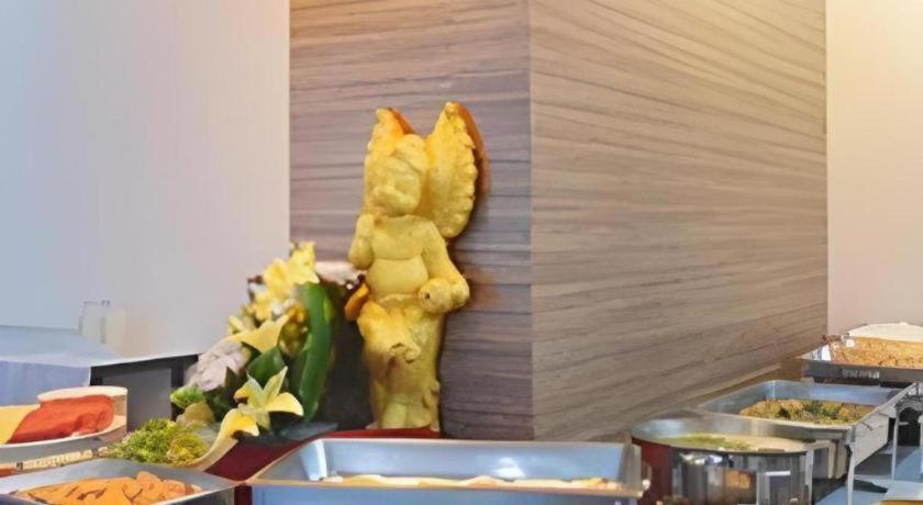 우본 호텔 우본라차타니 외부 사진